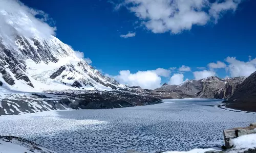 42 సరస్సులు బద్ధలయ్యేందుకు సిద్ధం.. వణుకుతున్ననేపాల్