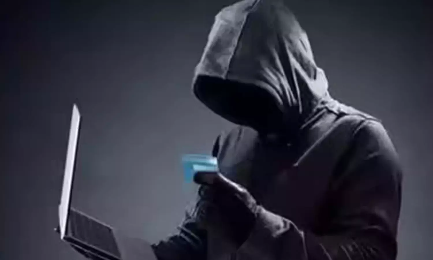 పొరపాటున తప్పుడు ఏపీకే ఫైల్స్ ను ఇన్ స్టాల్ చేసుకుంటే? పొరపాటున తప్పుడు ఏపీకే ఫైల్స్ ను ఇన్ స్టాల్ చేసుకుంటే?