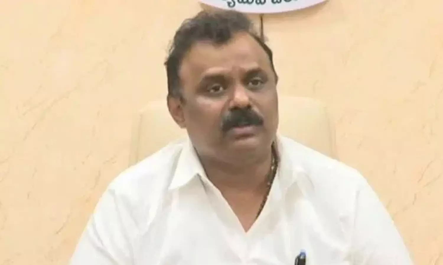 ఎన్టీఆర్‌ పేరు మార్చండి:  టీడీపీ డిమాండ్ ..!