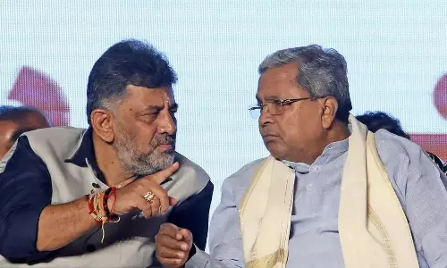 సిద్దూ ఔట్..? కర్ణాటక సీఎంగా డీకే..? వేగంగా మారుతున్న పరిణామాలు?
