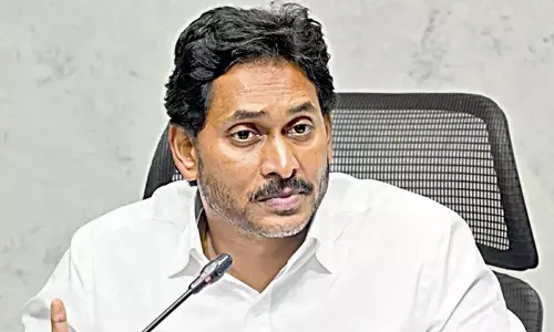 జగన్ మీద సౌండ్ తగ్గింది...మ్యాటర్ అదేనా ?