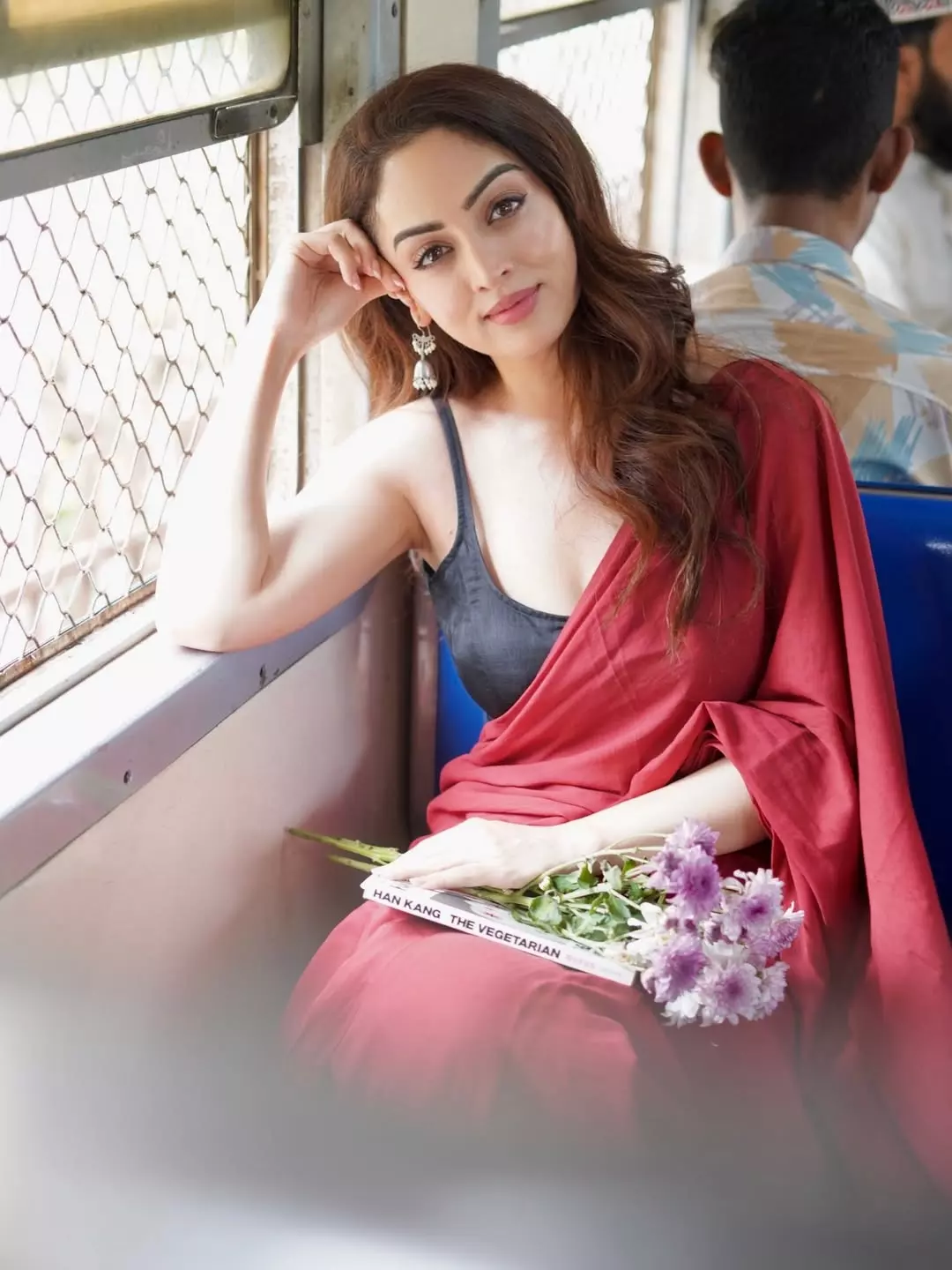 Sandeepa Dhar turns train journey into poetry in rust-red saree