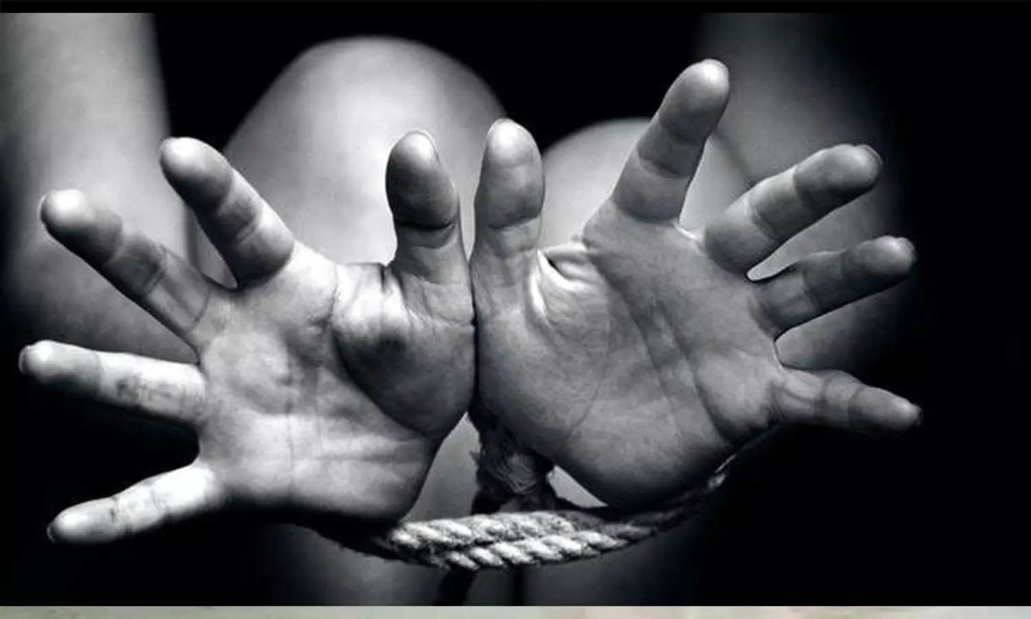 వ్యభిచారంపై వర్సిటీ ఆఫ్ మద్రాస్ పరిశోధన.. షాకింగ్ నిజాలు బయటకు వ్యభిచారంపై వర్సిటీ ఆఫ్ మద్రాస్ పరిశోధన.. షాకింగ్ నిజాలు బయటకు