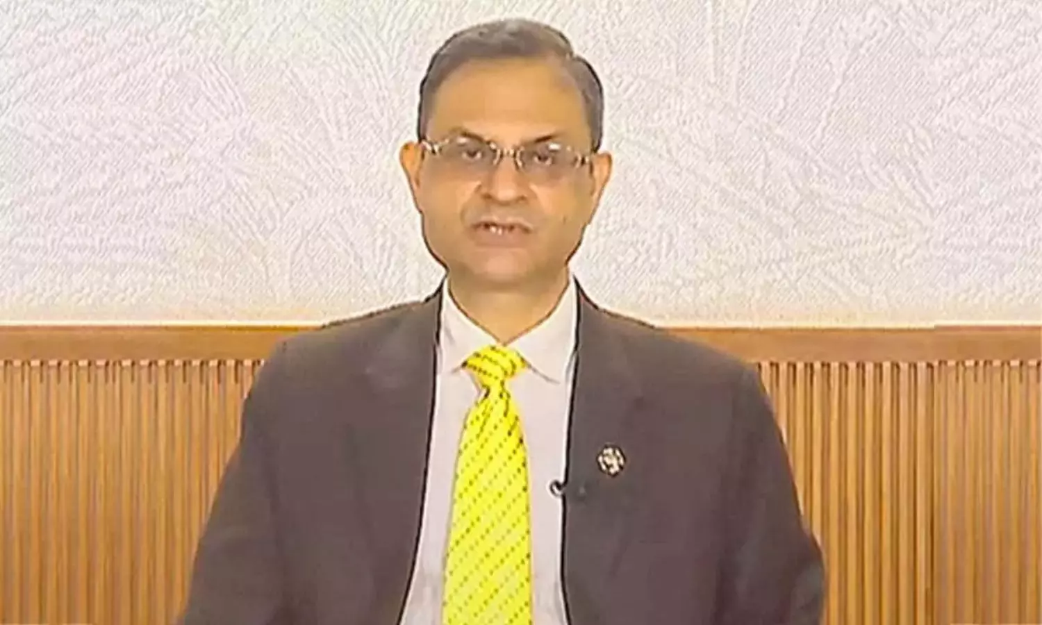 కొత్త ఏడాదిలోపు మరో గుడ్ న్యూస్.. తగ్గనున్న ఈఎంఐ భారం