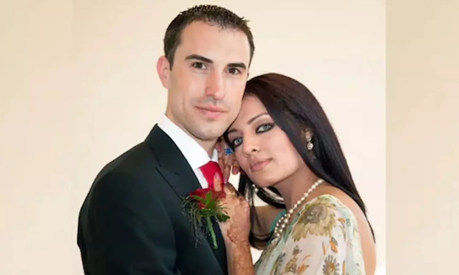 50కోట్లు, 10 లక్షల భరణం.. భర్తపై నటి కేసు 50కోట్లు, 10 లక్షల భరణం.. భర్తపై నటి కేసు