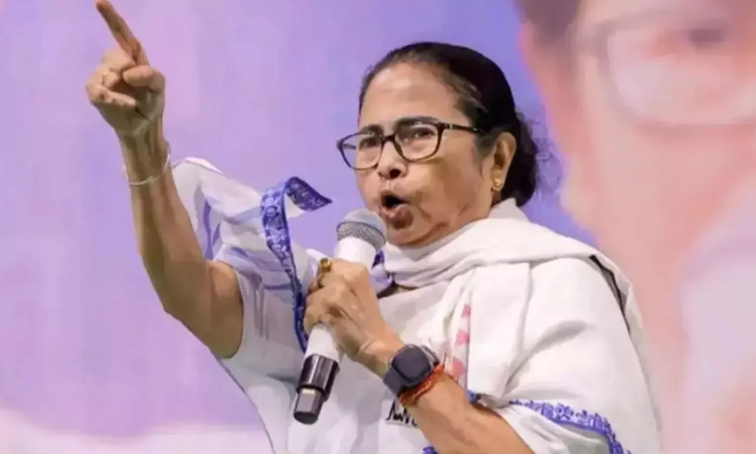 సర్ తో మమత సవారీ... బీజేపీతో హోరా హోరీ !