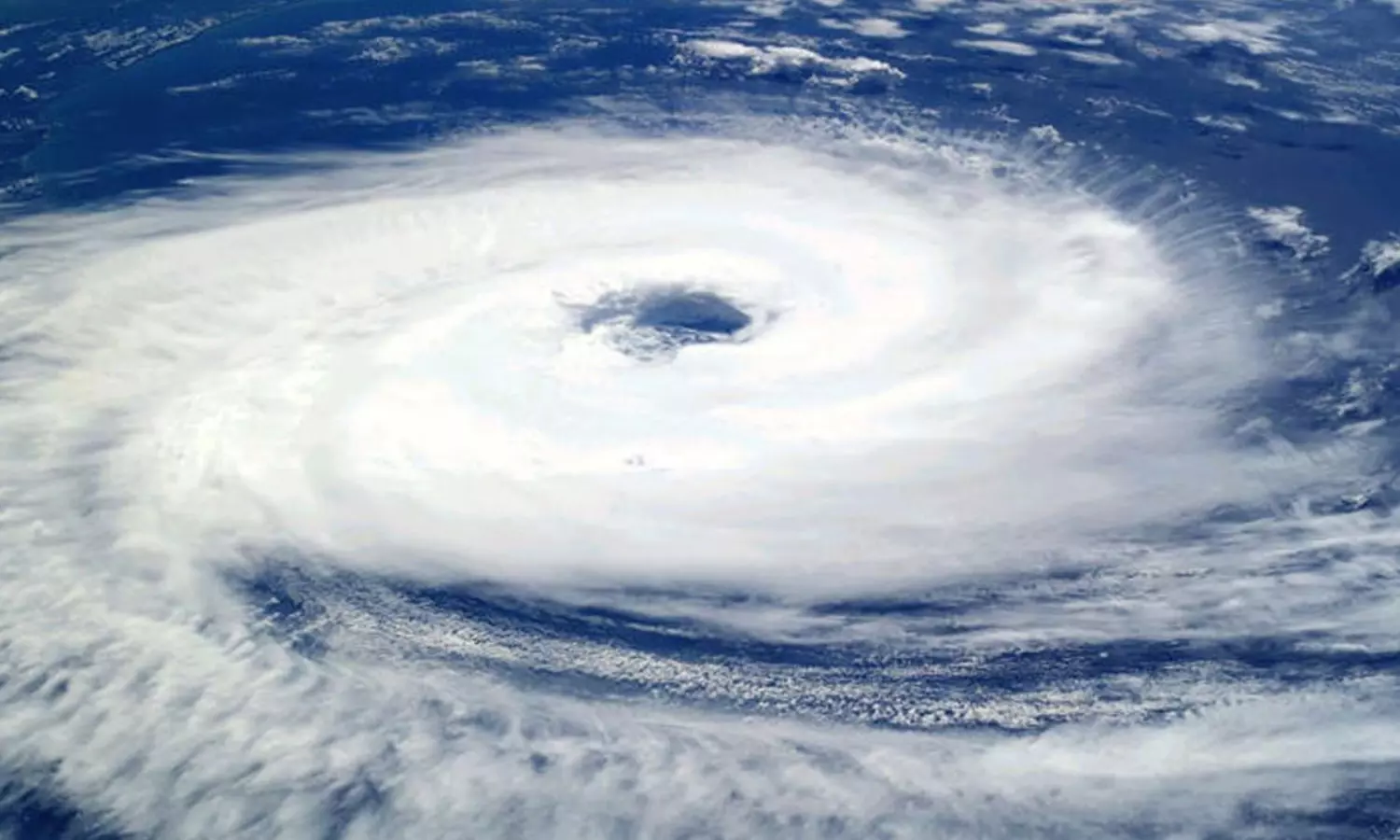 ఒకటికే ఆగమాగం.. ఒకేసారి రెండు వాయుగుండాలా?