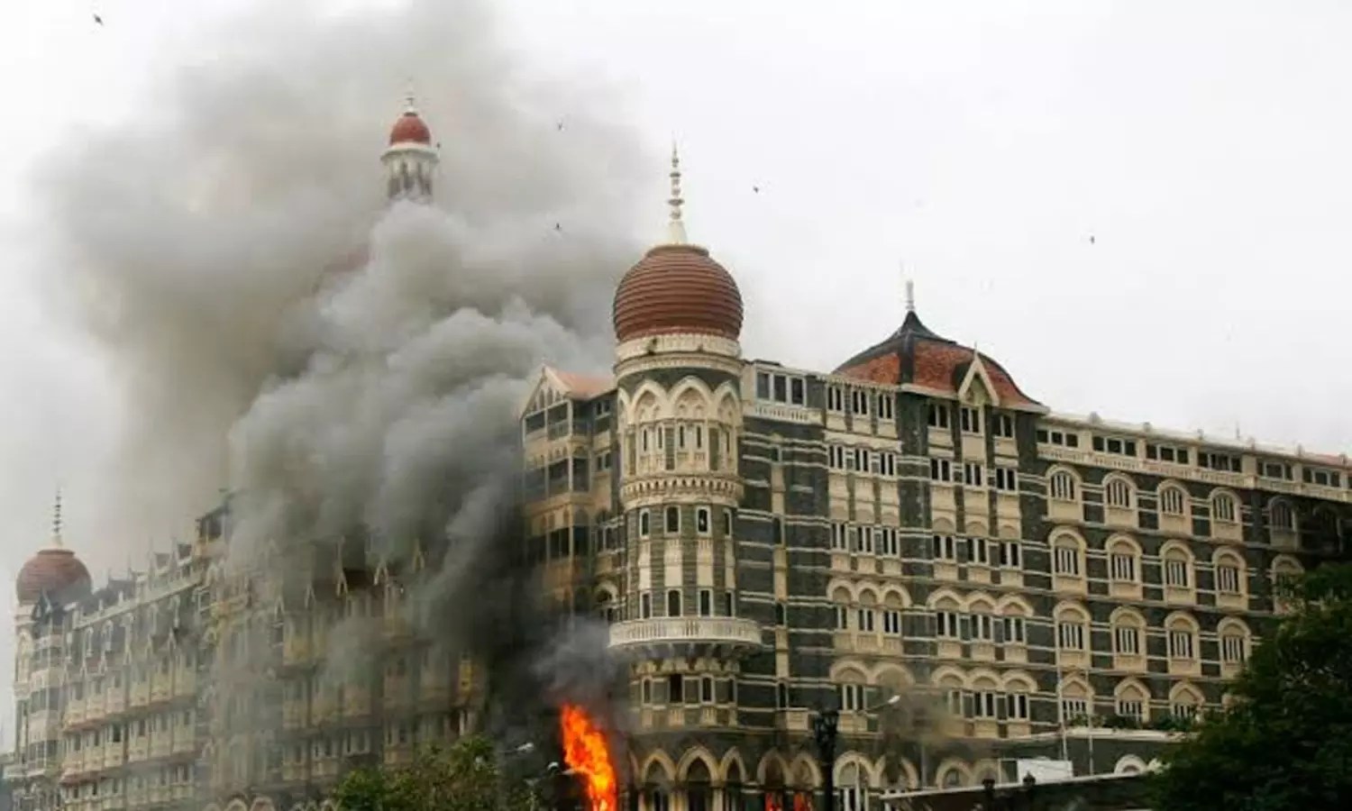 భయంకర నరకంలో వెలిగిన వీరగాథలు: ముంబయి 26/11 దాడులకు 17 ఏళ్లు!