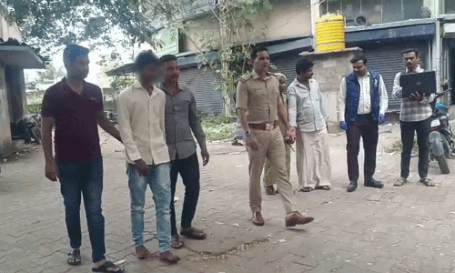 షాకింగ్... రూ.1,500 పంచుకునే క్రమంలో హత్య!