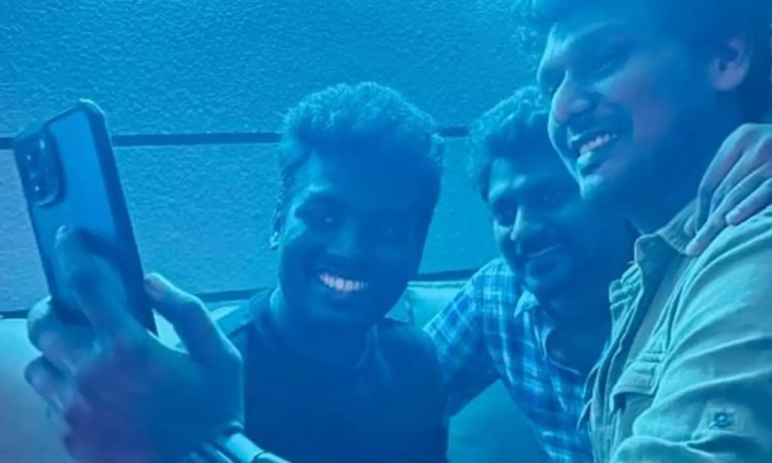 కోలీవుడ్ టు టాలీవుడ్.. బార్డర్స్ చెరిపేస్తున్న డైరెక్టర్లు