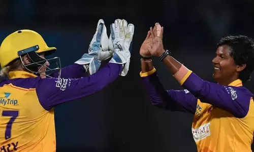 డ‌బ్ల్యూపీఎల్ వేలం.. శ్రీచ‌ర‌ణికి బొనాంజా.. దీప్తికి భారీ ధ‌మాకా