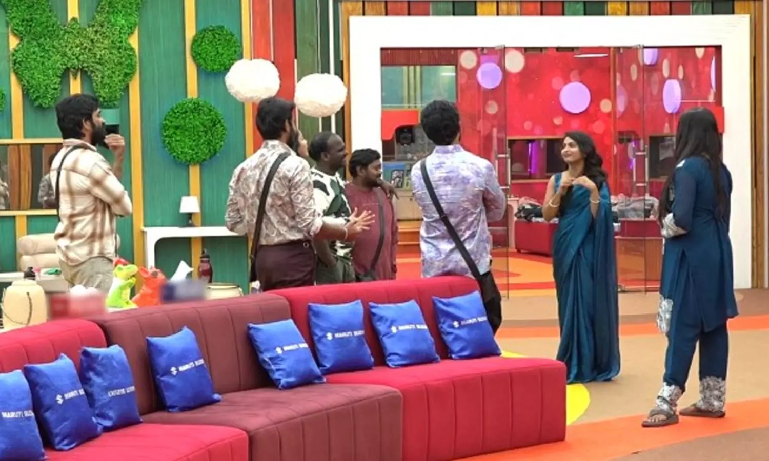 బిగ్ బాస్ 9.. భరణి మెడిసిన్ తో ఆడుకున్న సంజన.. పాపం దివ్య..! బిగ్ బాస్ 9.. భరణి మెడిసిన్ తో ఆడుకున్న సంజన.. పాపం దివ్య..!