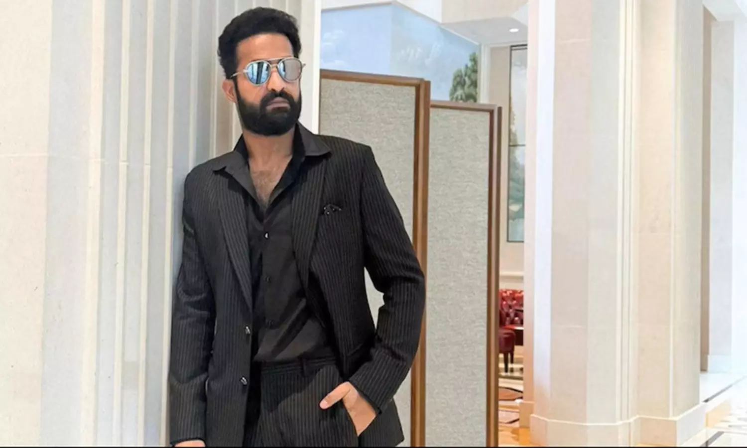 ఎన్టీఆర్ తో ముందెవరు..? ఎన్టీఆర్ తో ముందెవరు..?