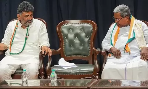 ఓపెన్ అయ్యారు: ఉదయం డీకే.. సాయంత్రం సిద్దూ