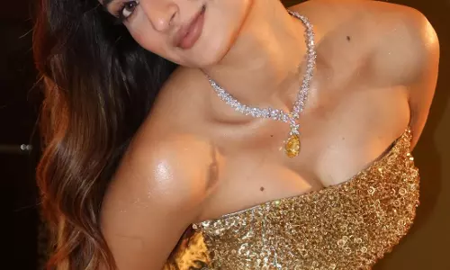 Palak Tiwari Shines in Golden Grace