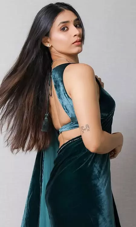 Sapthami Gowda Dazzles in a Velvet Saree