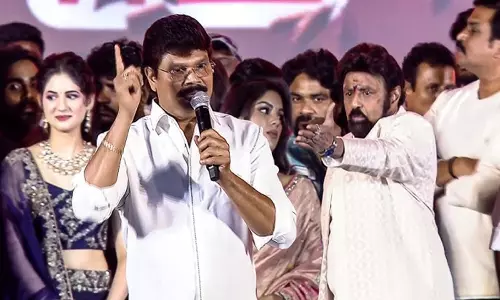 భార‌తదేశ‌ చ‌రిత్ర, దేవుళ్ల గొప్ప‌త‌నాన్ని ప్రపంచానికి చూపించాలి: బోయ‌పాటి