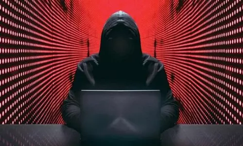 ఆ ఖాతా నుంచి వందల కోట్లు ట్రాన్సాక్షన్.. కానీ ఖాతాదారుడికి తెలియని వైనం..