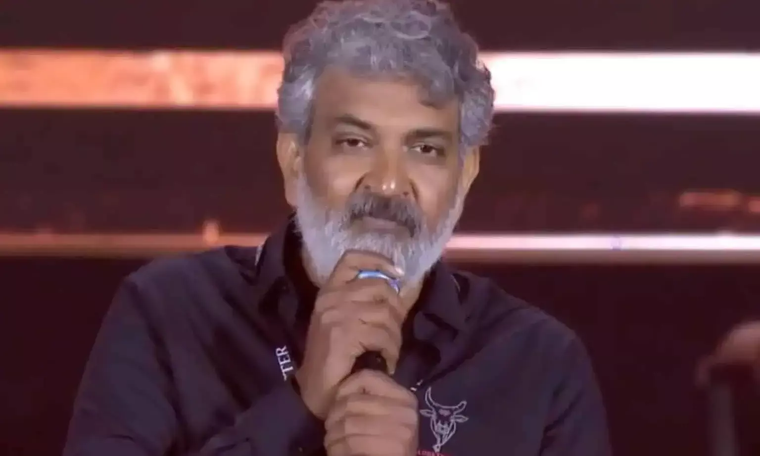 రాజ‌మౌళి ఈస్పీడ్ షాకింగేనా!