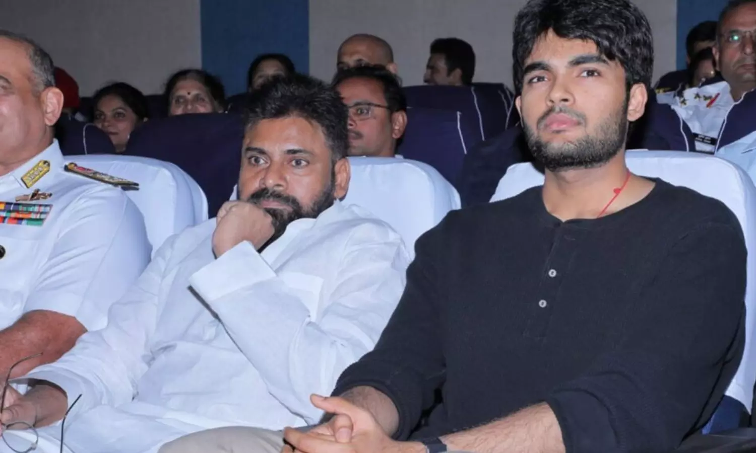 విశాఖలో అకీరా నందన్ స్పెషల్ అట్రాక్షన్.. అసలు ఎందుకొచ్చాడో తెలుసా?