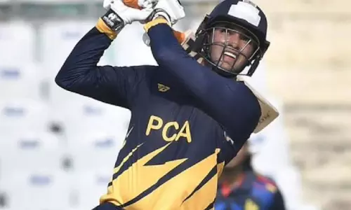 ఏపీలో దిత్వా తుపాను.. ఉప్పల్ లో కాటేర‌మ్మ కొడుకు తుపాను