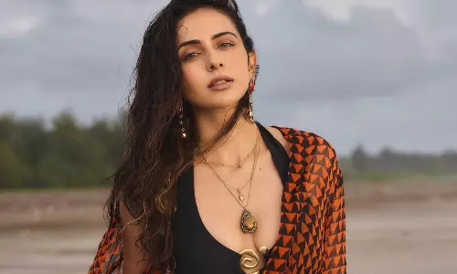 పెళ్లి త‌ర్వాతా ర‌కుల్ కెరీర్ ఏం మార్లేదు!