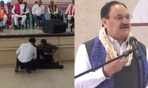 ‘బీజేపీ మానవత్వాన్ని అమ్మేసింది’... కాంగ్రెస్ దాడికి కారణం ఈ వైరల్ వీడియో!