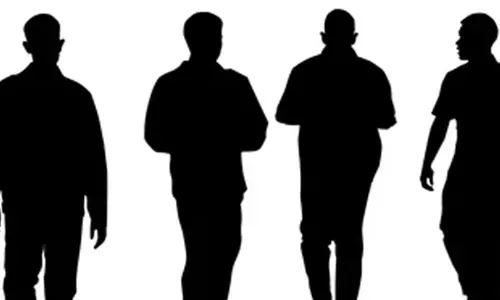 బాలీవుడ్ న‌టులు టాలీవుడ్ లో హ్యాపీయేనా?