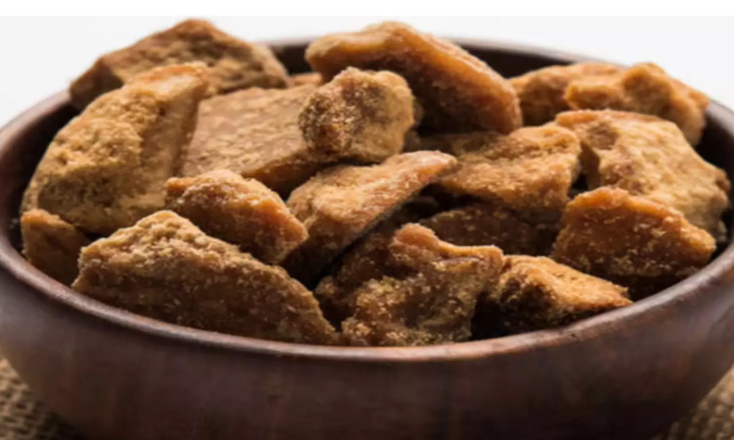 బెల్లం ఉందిగా.. షుగర్ కు గుడ్ బై చెప్పేయొచ్చు బెల్లం ఉందిగా.. షుగర్ కు గుడ్ బై చెప్పేయొచ్చు