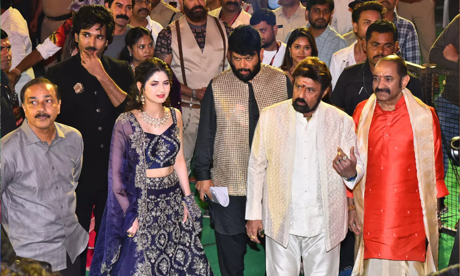 న‌టితో అల్లం కషాయం తాగించిన బాల‌య్య‌!