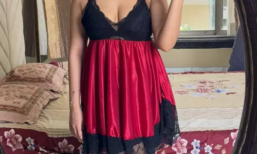 Aanchal Munjal Welcomes December With a New Look and Energy