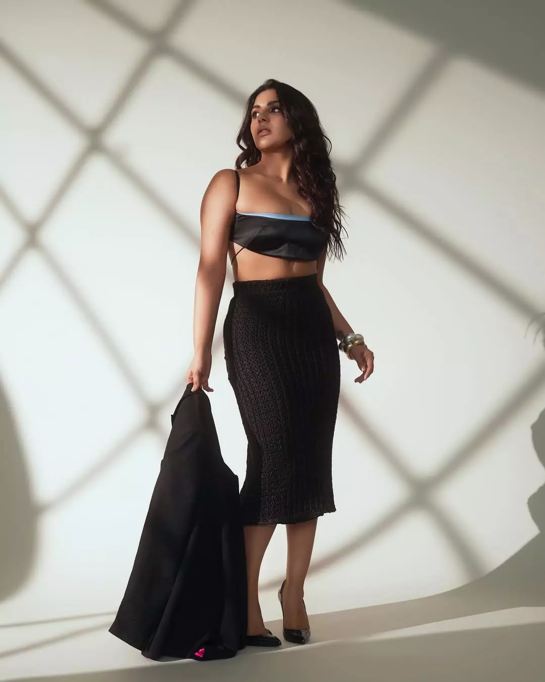 Samyuktha’s New Style Photos Impress Fans