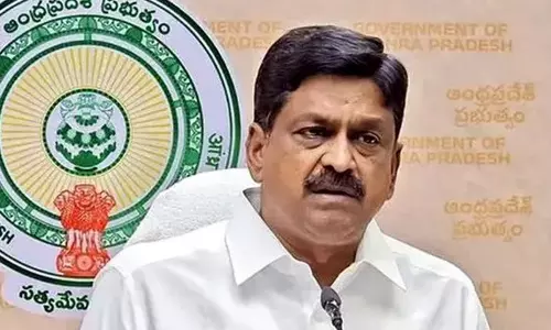 చెట్టు-పుట్టే వేదిక‌గా.. ఆ ఏపీ మంత్రి రాజ‌కీయం.. !