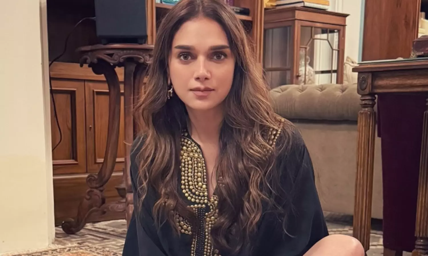 హైదరాబాద్ బ్యూటీ కథ, పాత్ర తెలుసుకోకుండానే! హైదరాబాద్ బ్యూటీ కథ, పాత్ర తెలుసుకోకుండానే!