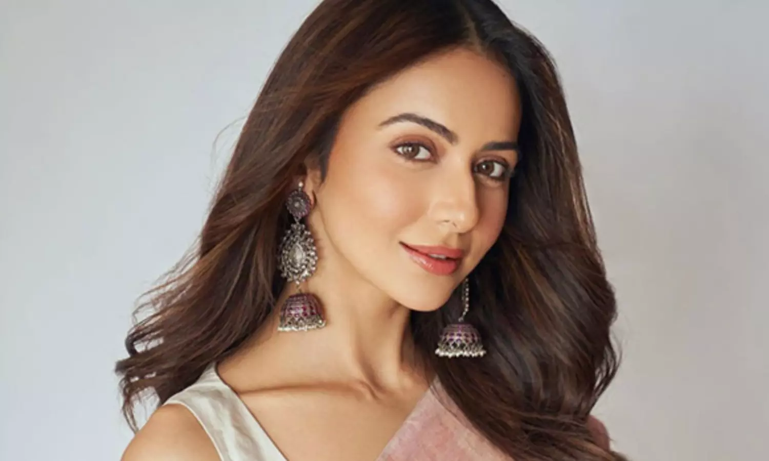 ఇతరుల జీవితాలతో ఆడుకోవడం అలవాటు - రకుల్