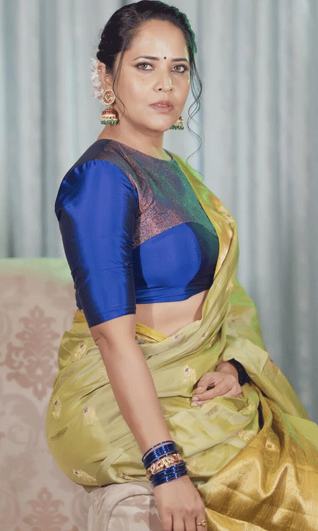 Anasuya Bharadwaj With Her Mood Swings