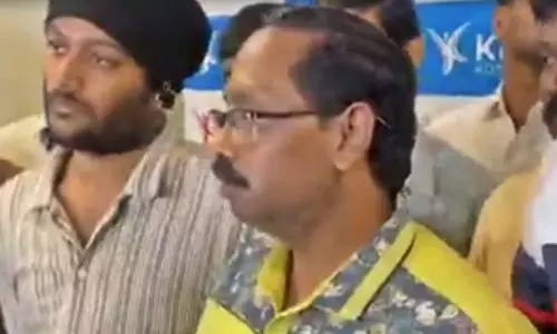 నెలకు రూ.1.50 లక్షల ఖర్చు.. శ్రీతేజ్ పరిస్థితి ఇంకా అలానే: తండ్రి భాస్కర్ నెలకు రూ.1.50 లక్షల ఖర్చు.. శ్రీతేజ్ పరిస్థితి ఇంకా అలానే: తండ్రి భాస్కర్