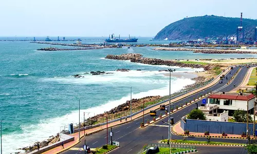 ఐటీలో విశాఖ టాప్ గేర్.. గూగుల్, టీసీఎస్, కాగ్నిజెంట్ రాకతో జెట్ స్పీడు