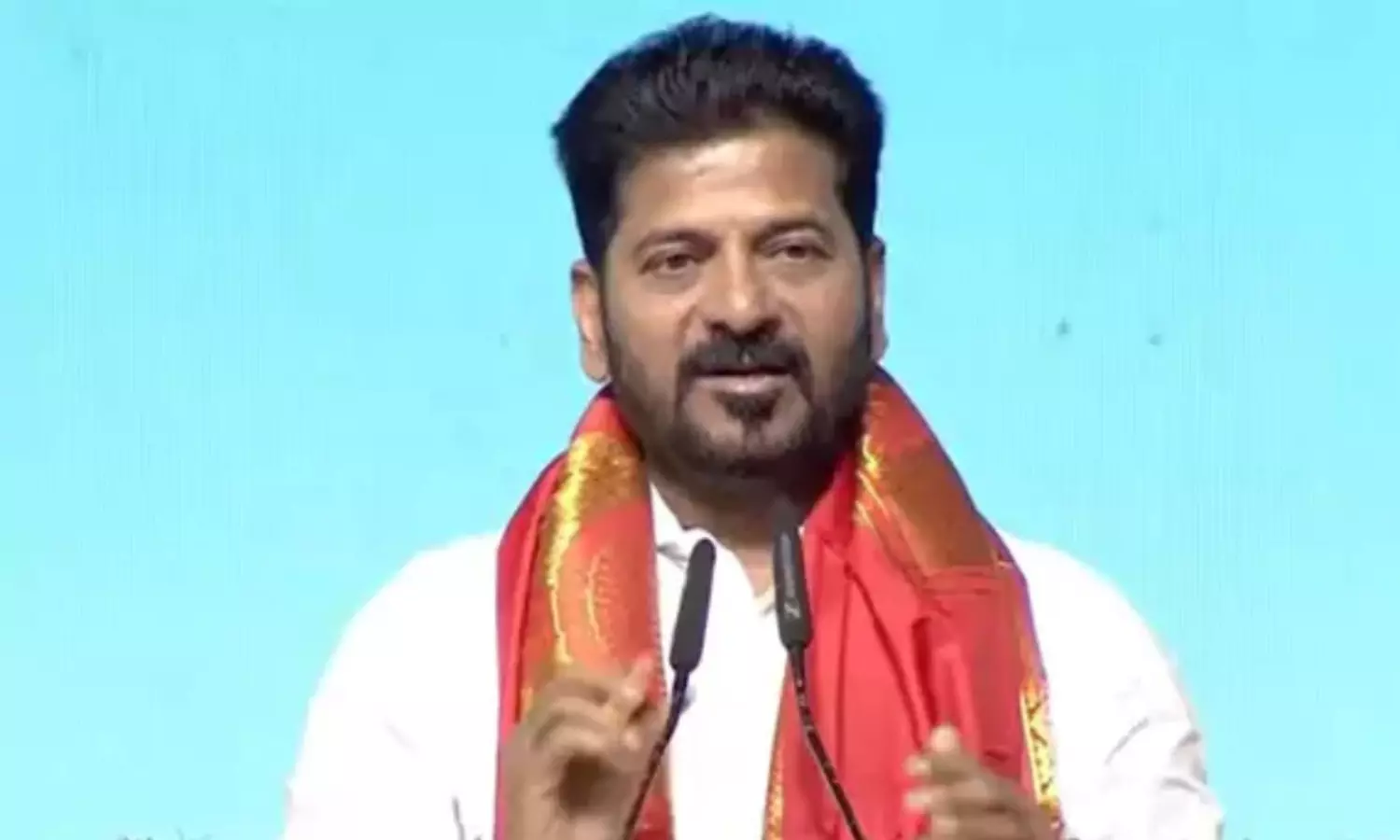 పంచాయతీ ఫలితం తర్వాత.. రేవంత్ కీలక నిర్ణయాలు! పంచాయతీ ఫలితం తర్వాత.. రేవంత్ కీలక నిర్ణయాలు!