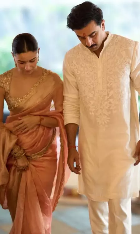 Alia Bhatt’s Viral November Photo Dump and Cute Moments