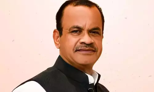 కోమటిరెడ్డి యూటర్న్.. పవన్ పై విమర్శలపై ఆసక్తికర వివరణ