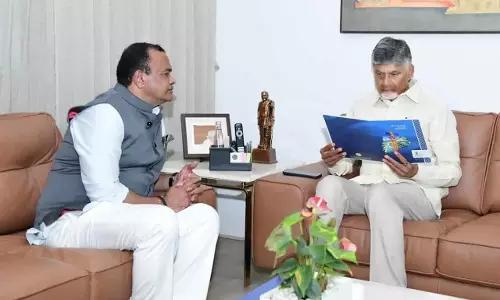 చంద్రబాబు విజన్ నిజం.. ఆ నాడు మేము నమ్మలేదు : కోమటిరెడ్డి వ్యాఖ్యలు