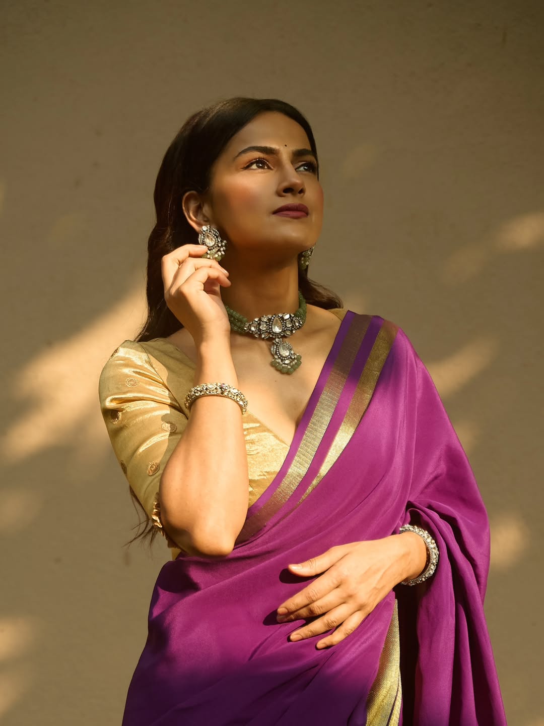 Ethereal Diva shraddha srinath wows fans with new photoshoot Ethereal Diva shraddha srinath wows fans with new photoshoot