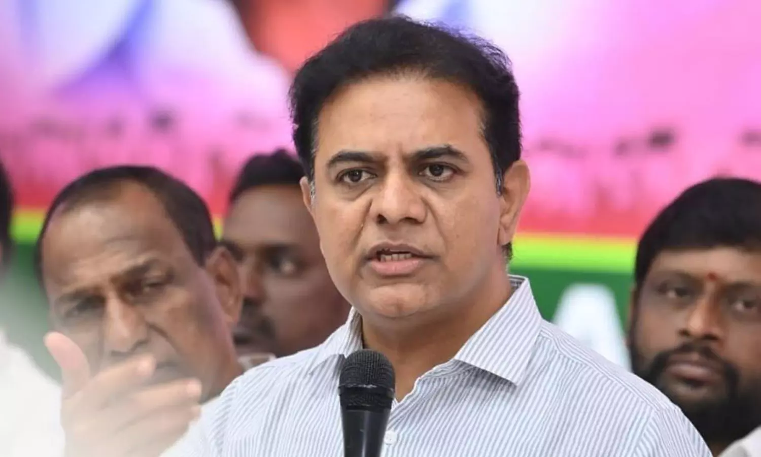 ఇండిగో ఉదంతం : కేటీఆర్ మాటలు ఆలోచింపచేస్తున్నాయి..