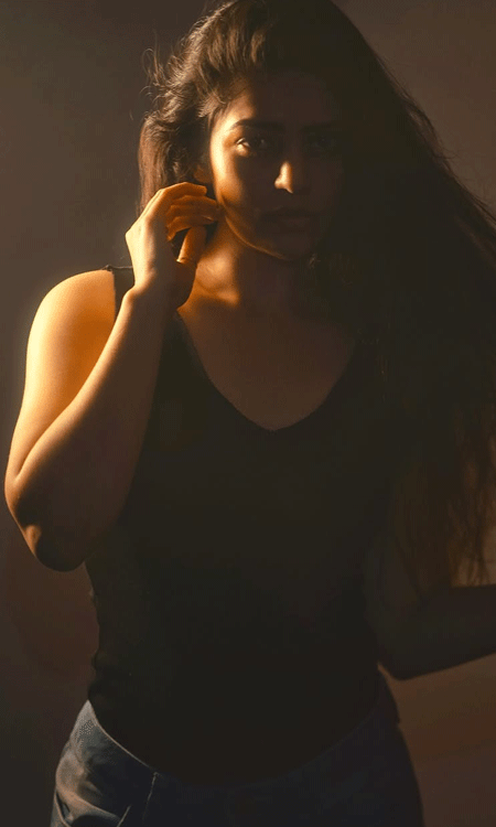 Bandhavi Sridhar Raw and Rustic Look