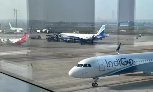 ఇండిగో ఒత్తిడికి కేంద్రం వెనక్కి తగ్గాల్సి వచ్చిందిగా!