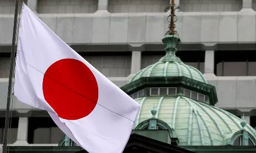 టాలీవుడ్ లో పోటీ ప‌డిన‌ట్లు ఈసారి జ‌పాన్లో ప‌డాలేమో!