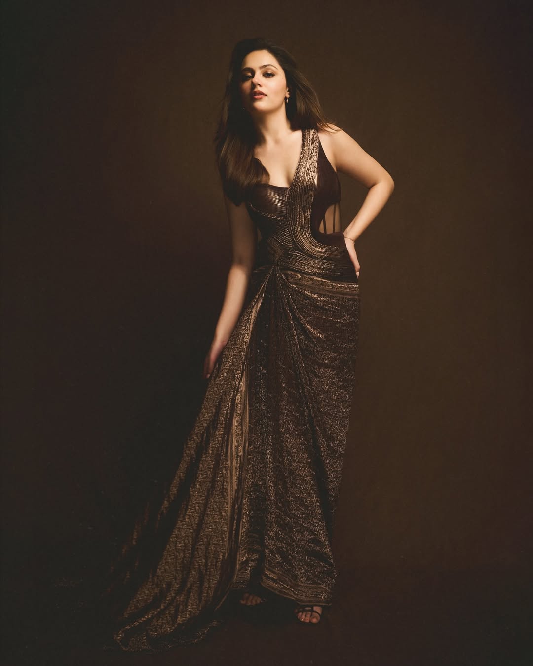 Aneet Padda’s Mesmerizing Look Steals Hearts After Saiyaara Triumph Aneet Padda’s Mesmerizing Look Steals Hearts After Saiyaara Triumph