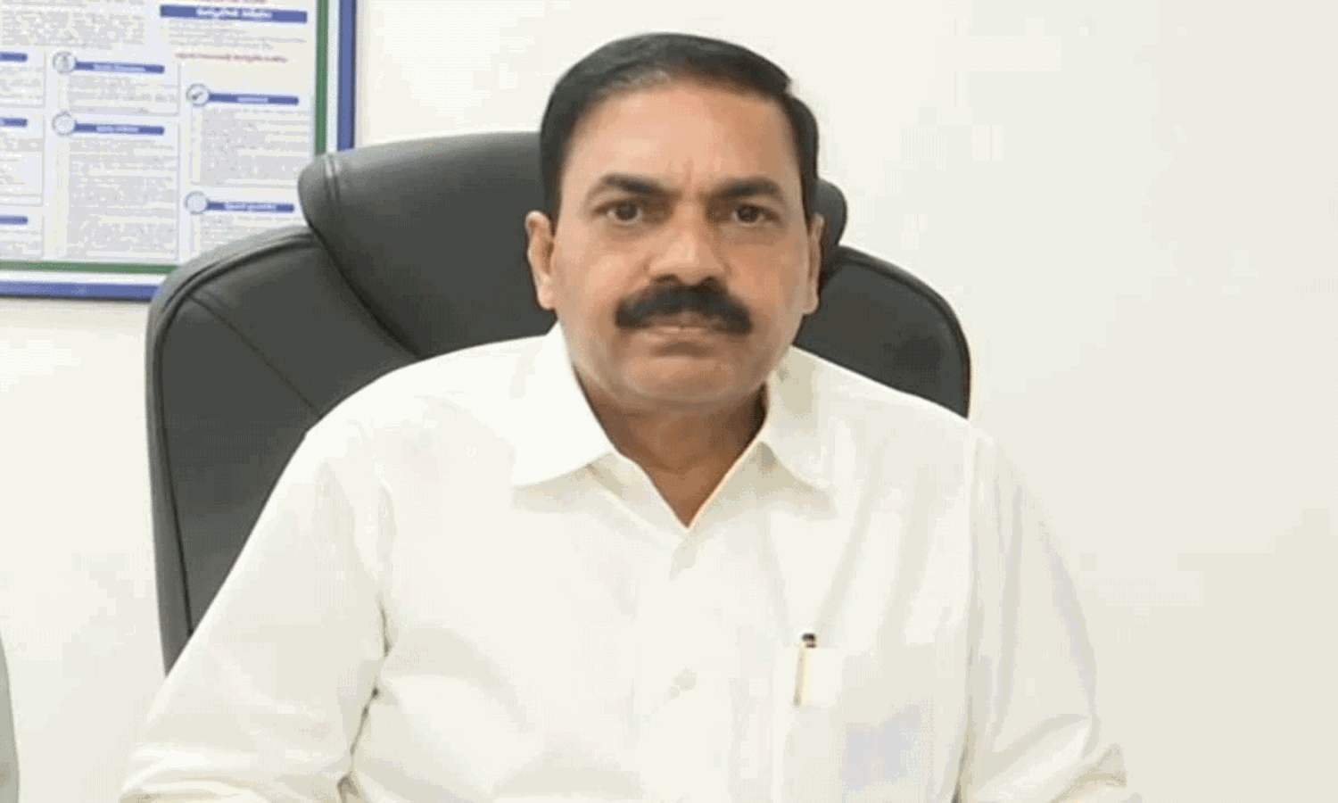 కోర్టుల్లో కాకాణి కేసు ఫైళ్ల మిస్సింగ్.. తెరపైకి సరికొత్త విషయాలు కోర్టుల్లో కాకాణి కేసు ఫైళ్ల మిస్సింగ్.. తెరపైకి సరికొత్త విషయాలు