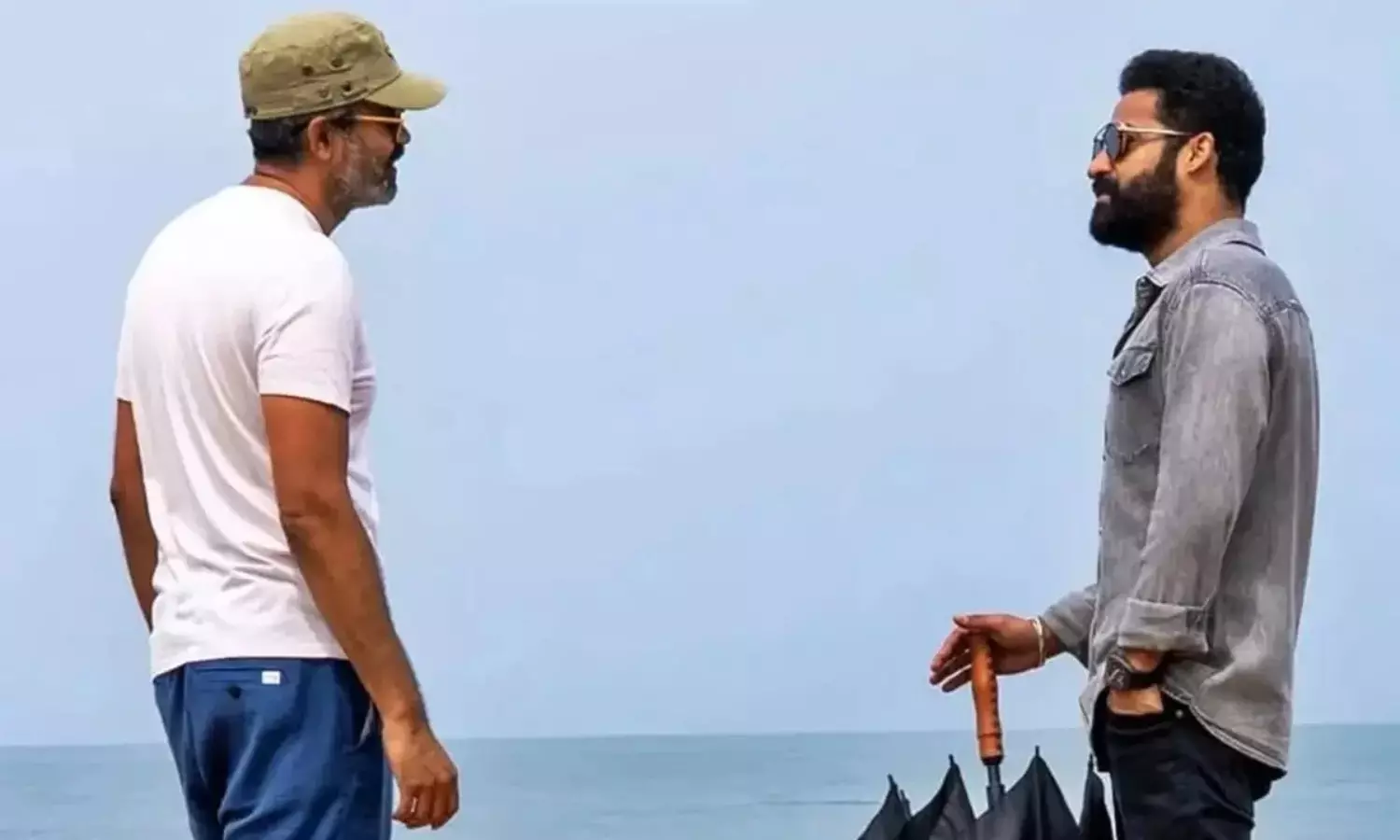 ఎన్టీఆర్ కోసం ఆ బాలీవుడ్ బ్యూటీ దిగుతోందా? ఎన్టీఆర్ కోసం ఆ బాలీవుడ్ బ్యూటీ దిగుతోందా?